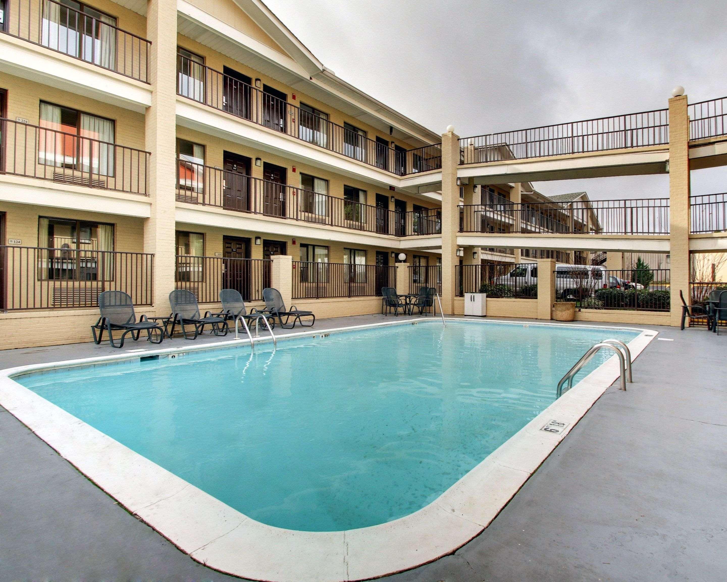 Rodeway Inn North Ridgeland Exterior photo